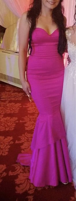 Rochie sirena fucsia