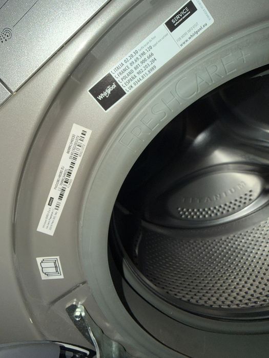 Masina de spalat si uscat rufe Whirlpool 6TH Sense