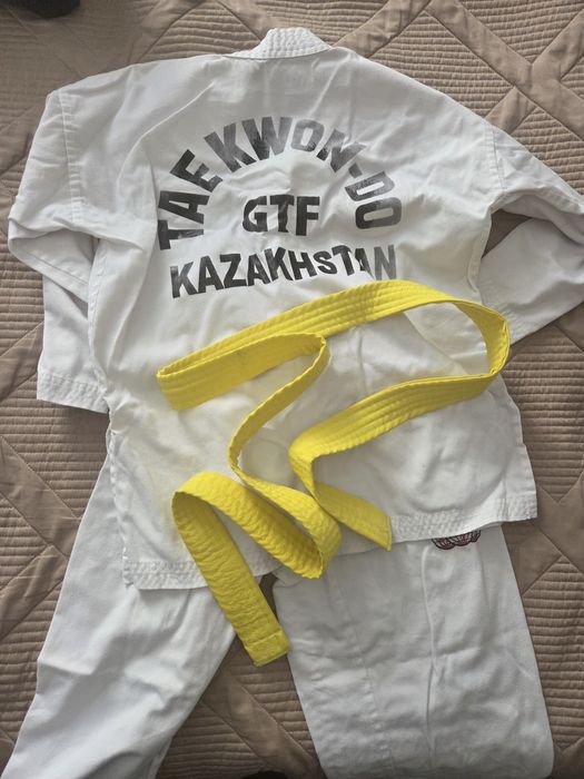 Кимоно на 7-8 лет для тхэквандо