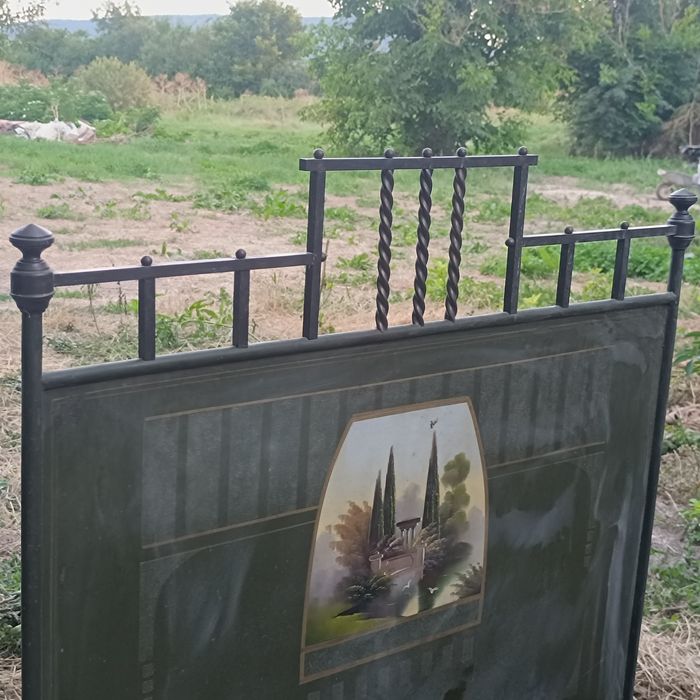 Легло от царско време