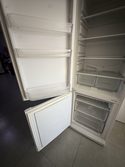 Холодильник!!! Срочно