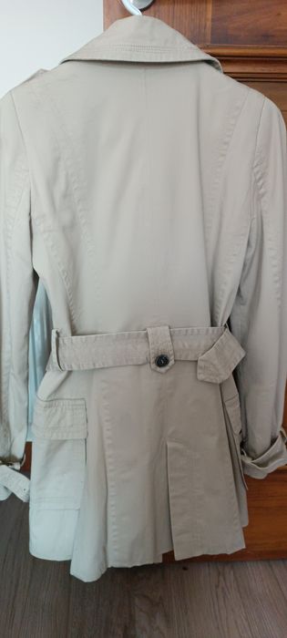 ,Zara тренчкот размер Xs