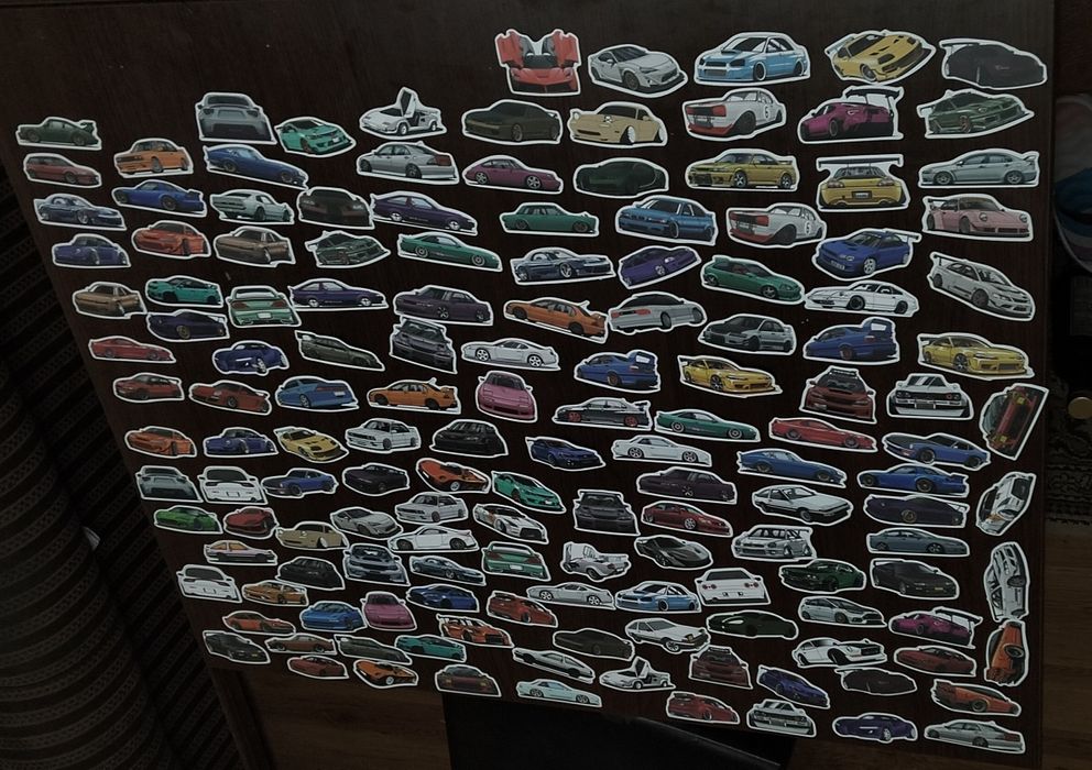 Vând stickere/abțibilduri