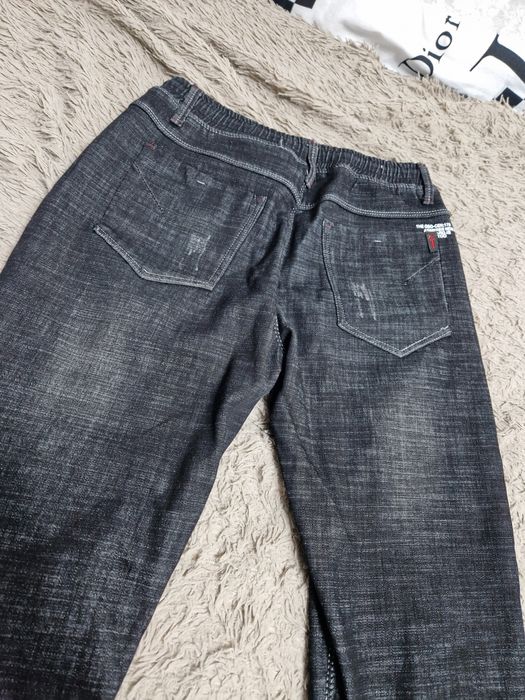 Продам новые джинсы