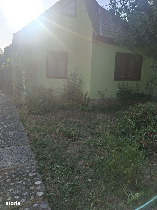 Casă de vanzare an constructie 2006