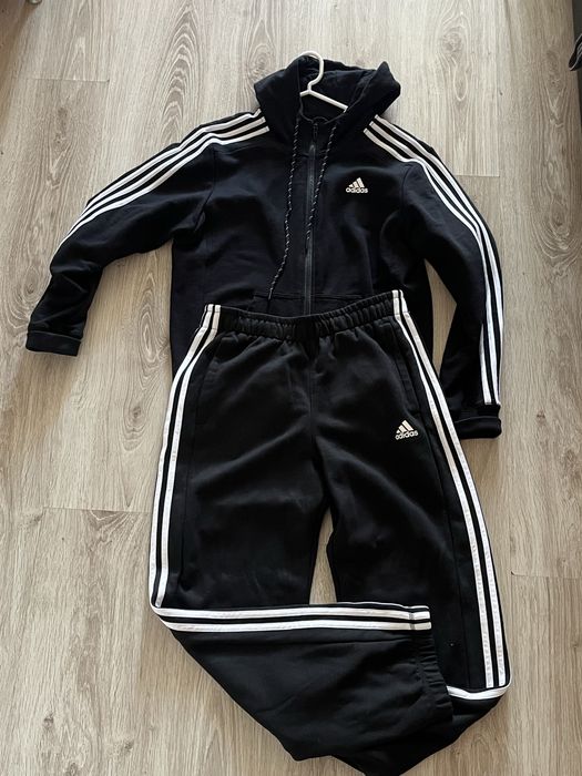 Продам вещи adidas puma ferari