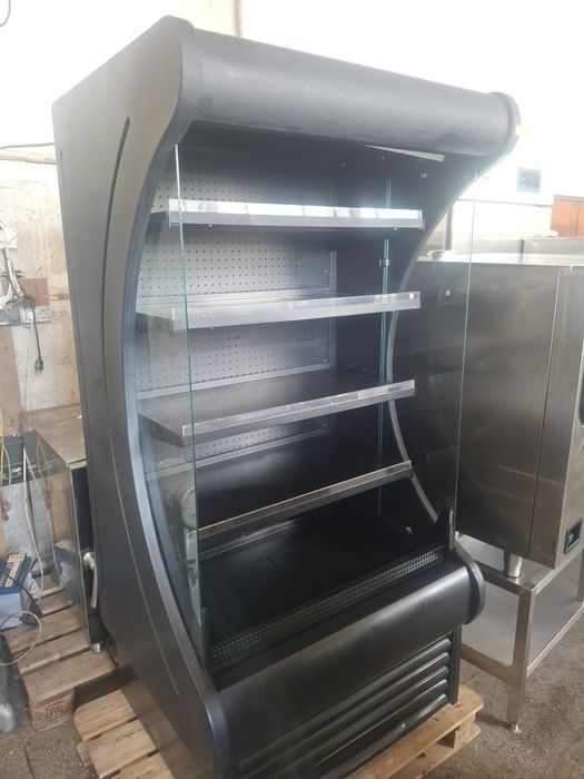 Хладилна витрина крайстенна отворена