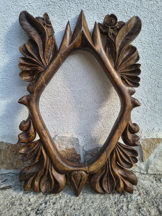 Дърворезбована рамка 60/40