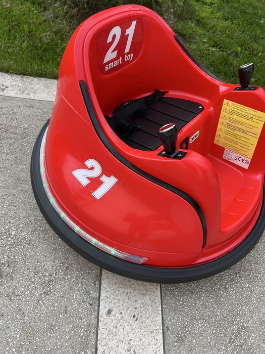 Vehicul electric pentru copii RIRIDRIVE 12V roșu