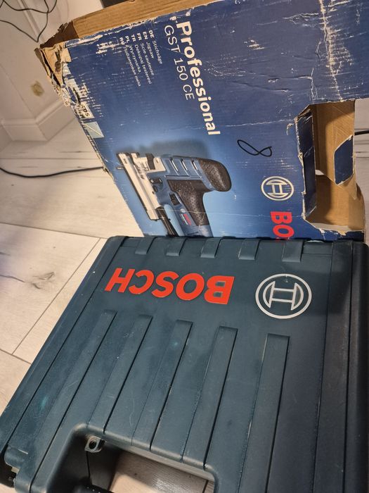 Fierastrau pendular Bosch profesional GST 150 CE