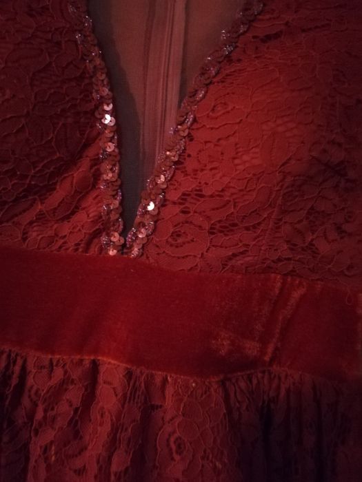Rochie eleganta .