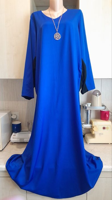 Платья фирменные