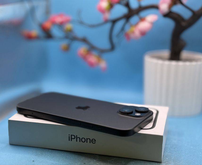 ГАРАНЦИОНЕН!!! Apple iPhone 15, 128GB, 5G, Black