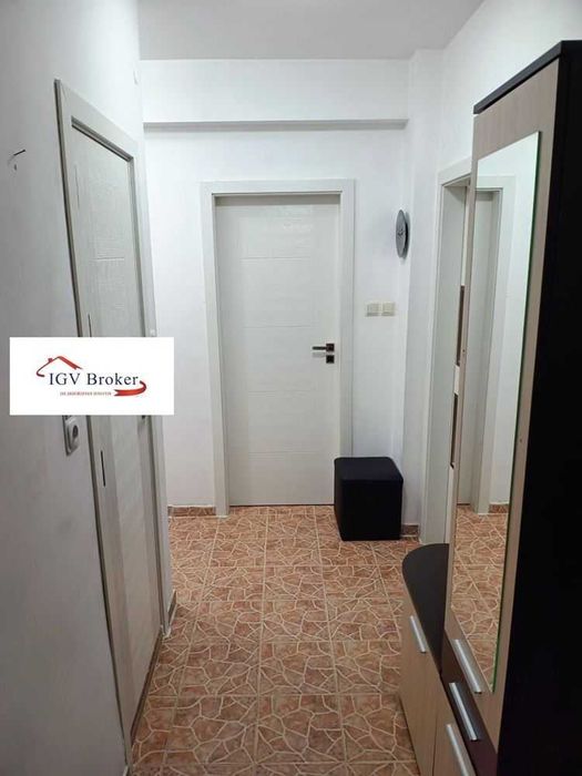 Дава се под наем Тристаен апартамент в София, Център - 100 кв.м за 698.19 € - Снимка #8