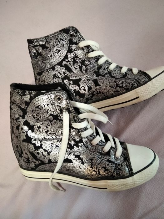 Pantofi comozi 40 cu detalii , sandale cu pietricele , ghetute de vara