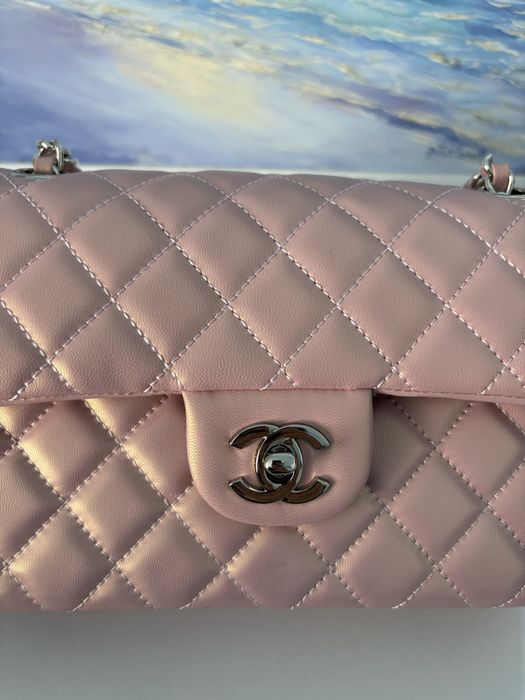 Дамска чанта – CHNL + подарък