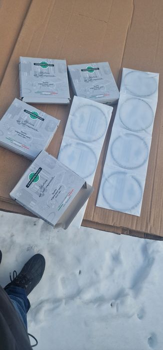 Segmenti piston fiat 615 diametru 108 mm pret 300 lei per piston pe or