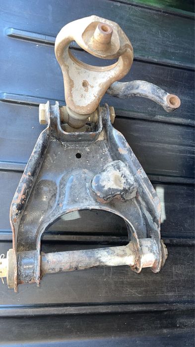 Fuzeta aro dreapta fata