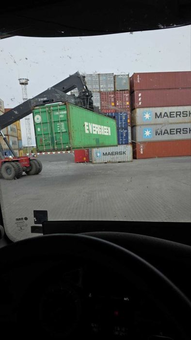 МОРСКИ Контейнер 40 футови HIGH CUBE /HC/. 12 м Х 2,8 м височина