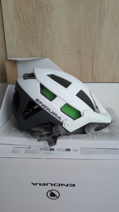 Cască MTB Endura SingleTrack MIPS - NOUĂ, M-L (55-59 cm)