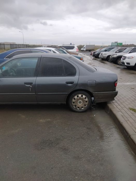 Продам срочно машину