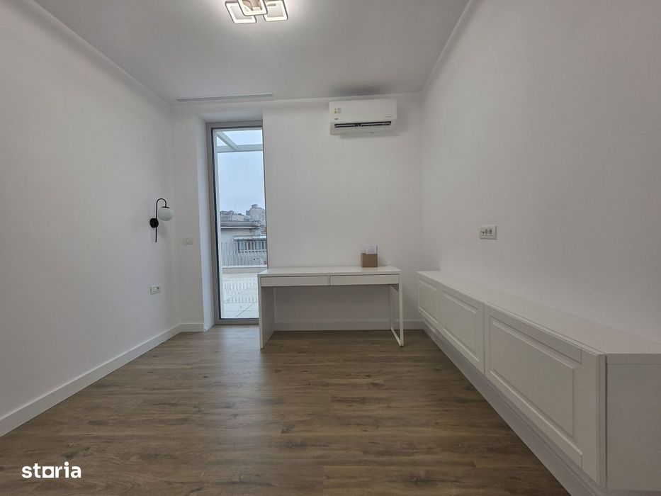 Penthouse spectaculos de închiriat – Universitate | Terasă panoramică