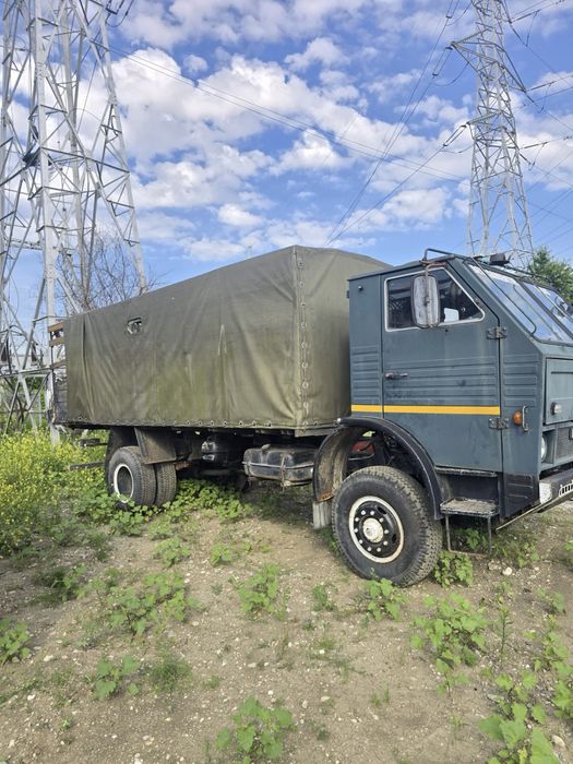 Camion cu motor raba