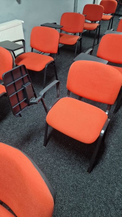 Scaune cu masuta pt sala de curs, sedinte