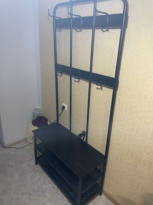 Железная вешалка от Ikea