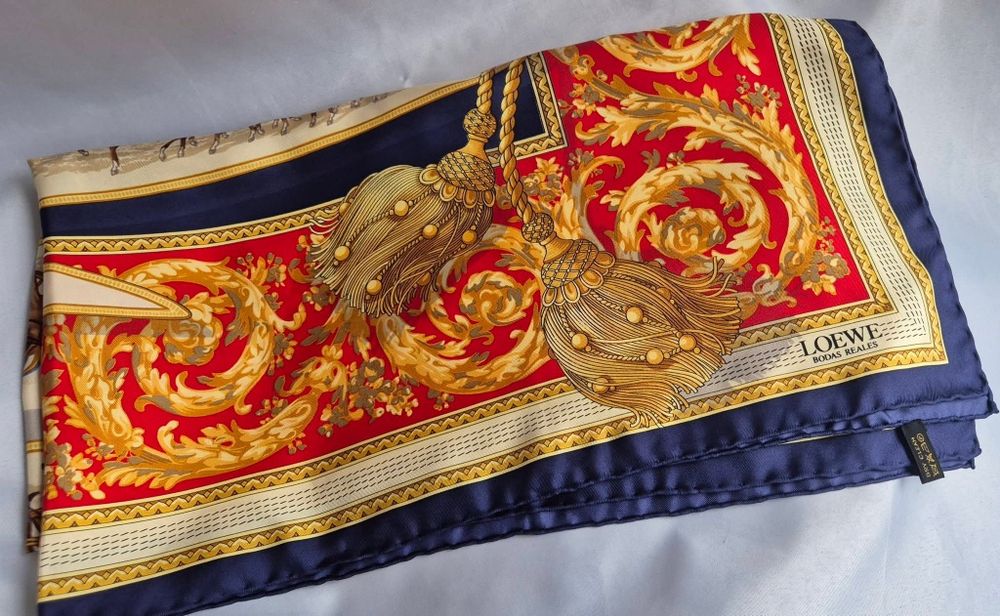 Esarfa vintage matase Loewe originala