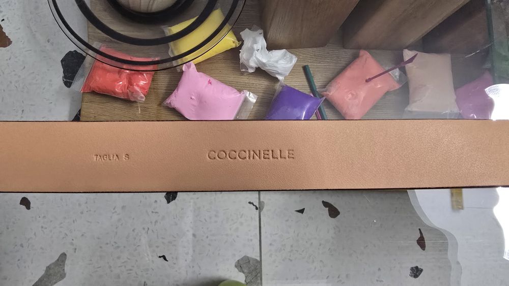 Curea dama Coccinelle