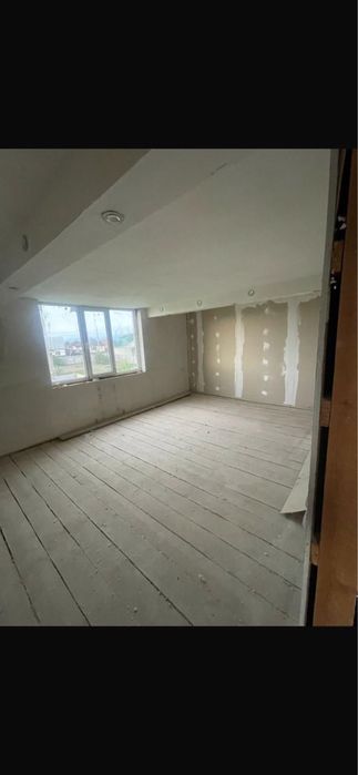 Продам не достроеный дом