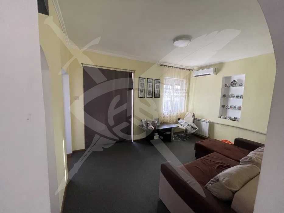 Къща в с. Подвис 80570