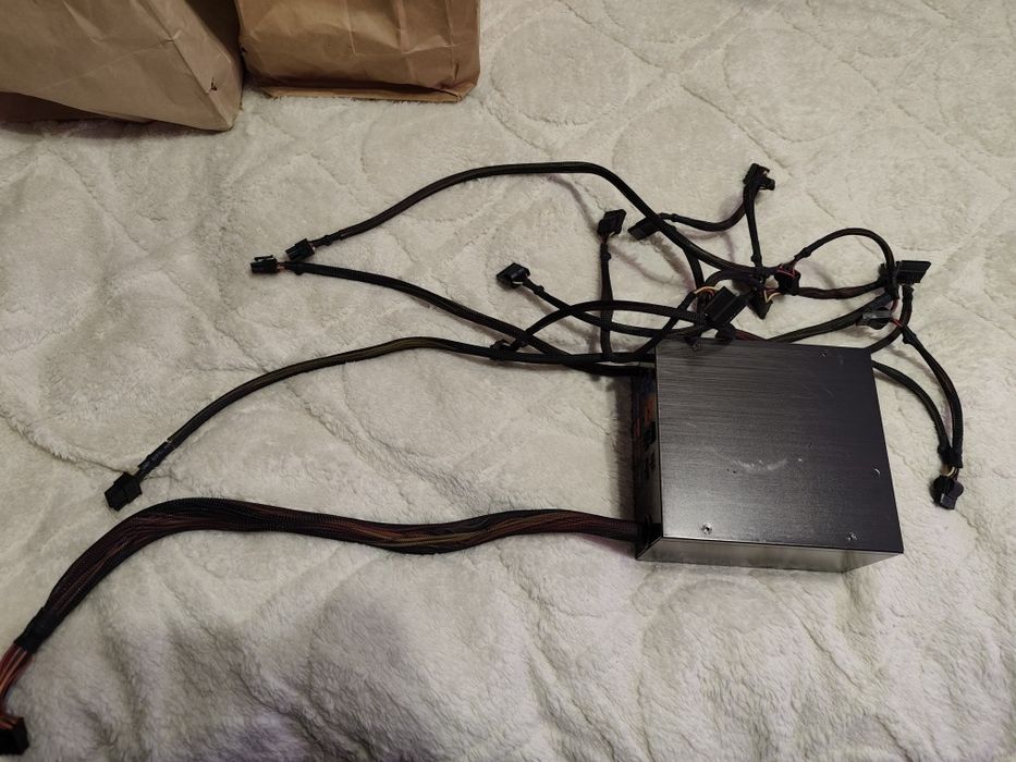 Продам блок питания