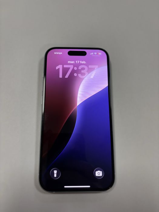 iPhone 15 128GB blue