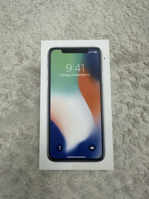 Телефон, коробки, провода, кабеля