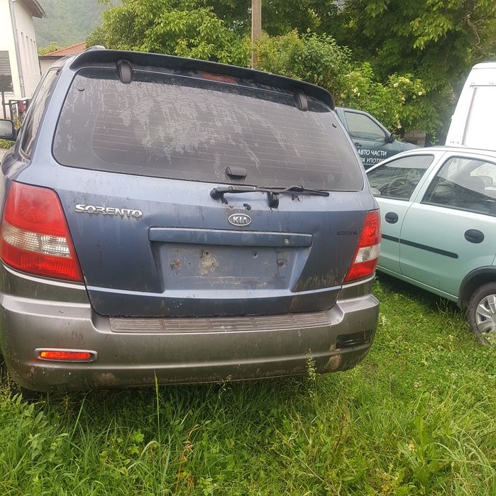 Киа соренто на части