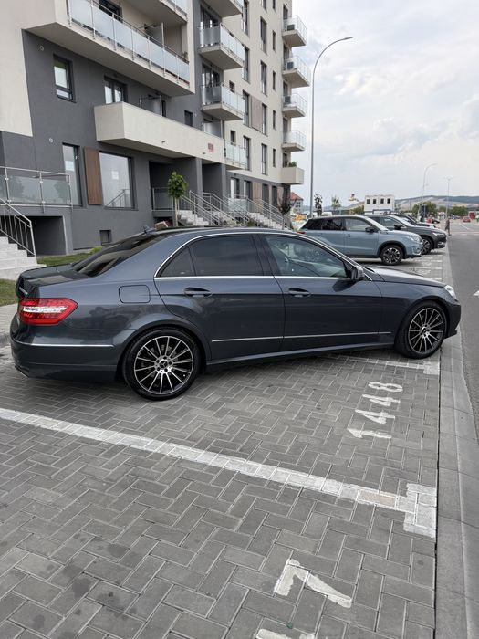 Mercedes-Benz W212 E 300 Hybrid Avantgarde | 231 CP | Fără investiții