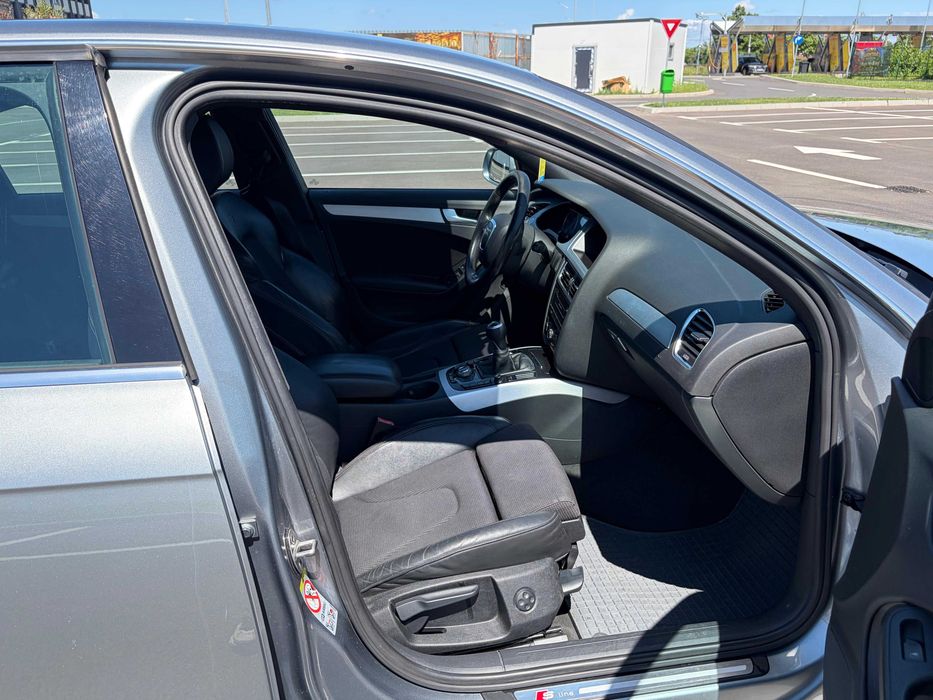 AUDI A4 Sedan, 2.0 TDI 143 CP, Pachet S-line Interior