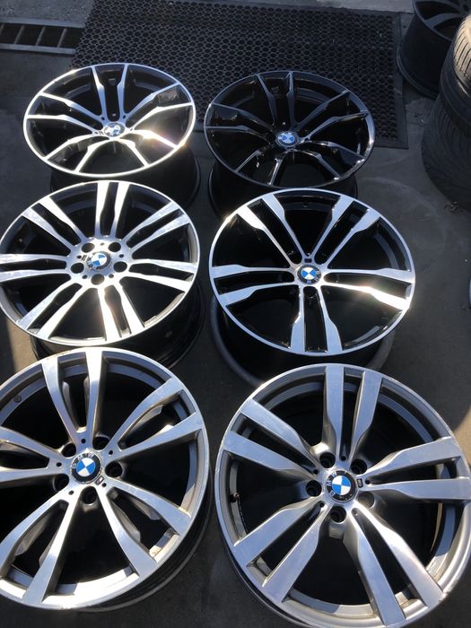 vind o bucata sau doua jante originale Bmw  x5, x6 pe 20