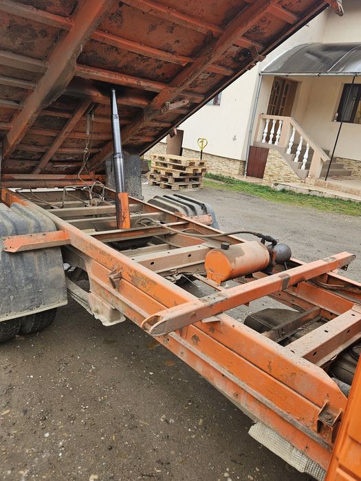 Volkswagen Lt. 46, motor 2.5 basculabil.