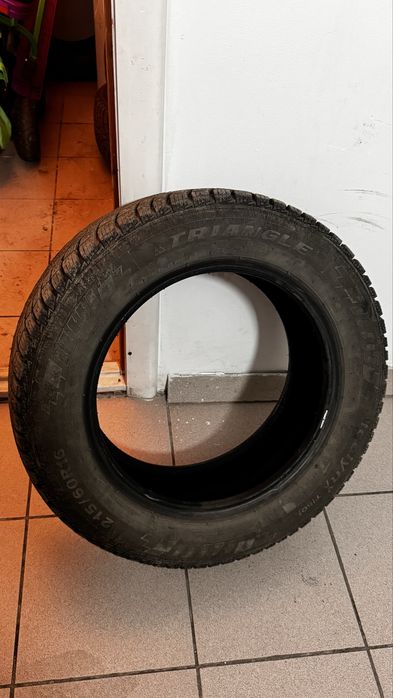 Продам резину triangle 215/60/60 новая