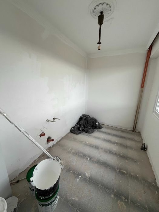 Продава гарсониера в ж.к. Изток блок 30