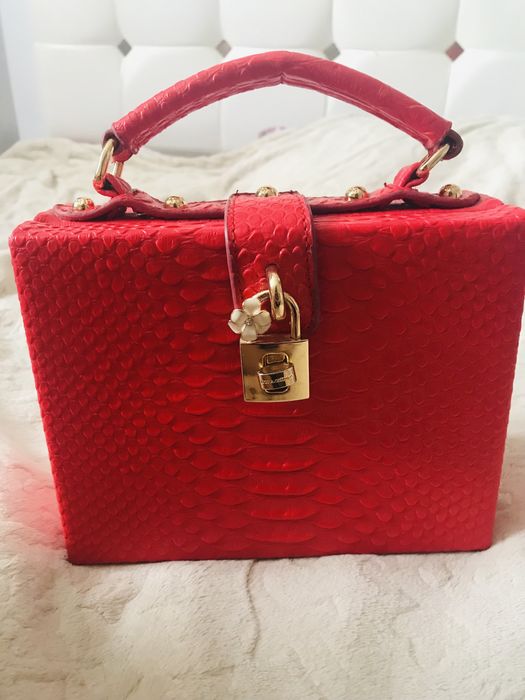 Продам красивую сумку