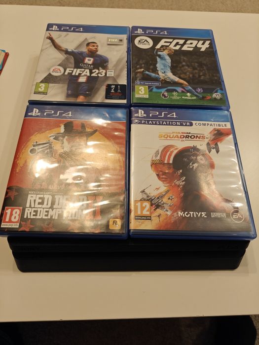 Vând PS 4 Slim Sony