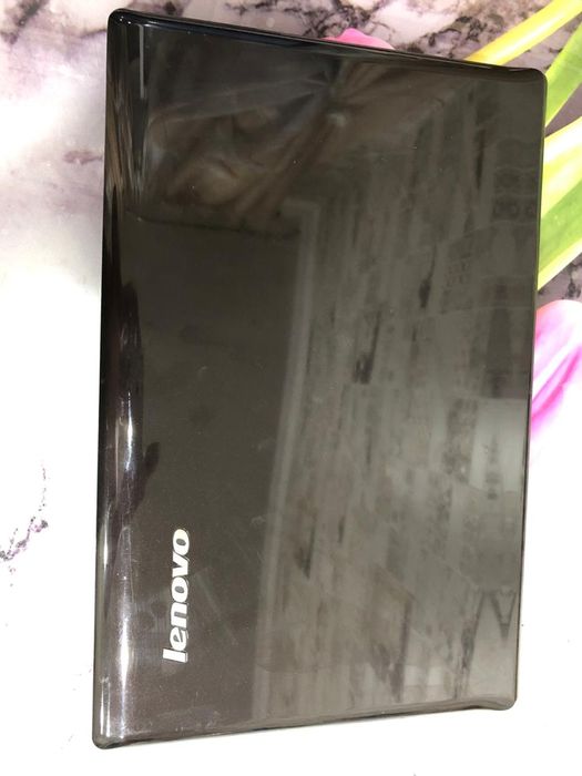 Продам ноутбук lenovo core i5