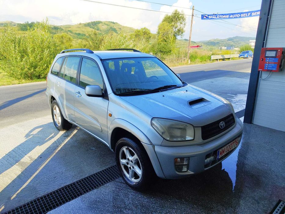 Toyota Rav4 D-4D 2.0 diesel 4 usi, 4x4