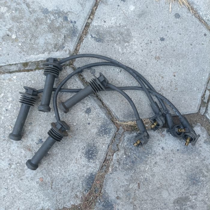 Огледала и стоп за Форд Ескорт. Джанти 13,Гайки, Кабели.Преден амортис