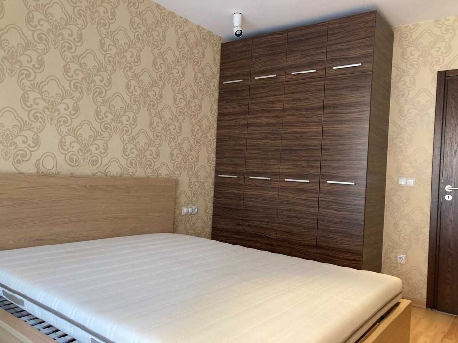 Дава се под наем Четиристаен апартамент в София, Борово - 330 кв.м за 1780 € - Снимка #8