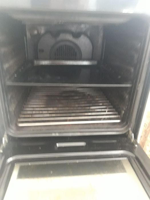 Готварска комбинирана печка на газ и ток- Индезит